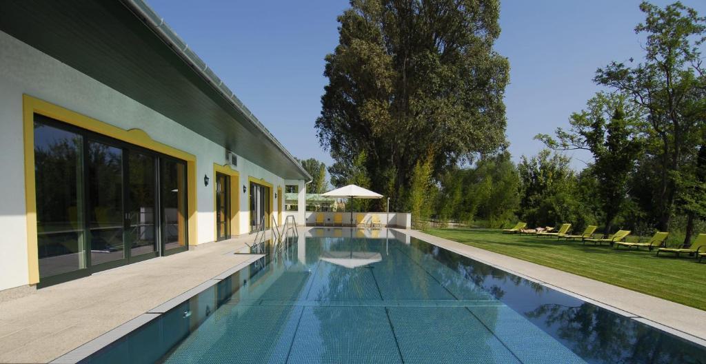Hubertus Hof Landhotel Balatonfenyves Exteriör bild
