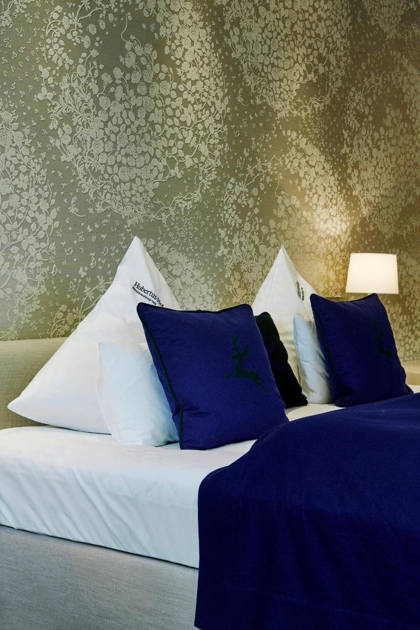 Hubertus Hof Landhotel Balatonfenyves Exteriör bild
